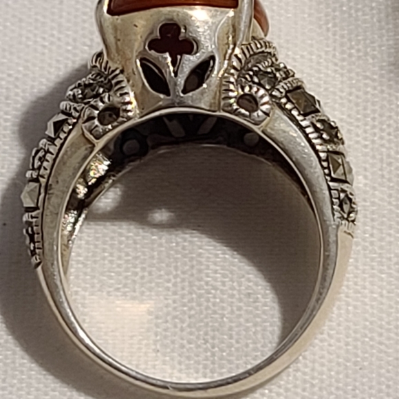Vintage Carnelian Marcasite Engraved Ring - Picture 7 of 7